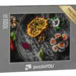 puzzleYOU Puzzle Maki mit Lachs, Früchten und Dekorationen, 1000 Puzzleteile, puzzleYOU-Kollektionen Sushi