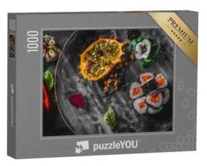 puzzleYOU Puzzle Maki mit Lachs, Früchten und Dekorationen, 1000 Puzzleteile, puzzleYOU-Kollektionen Sushi