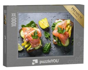 puzzleYOU Puzzle Offenes Sandwich mit Lachs, Spinat und Avocado, 1000 Puzzleteile, puzzleYOU-Kollektionen Essen und Trinken