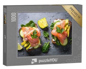 puzzleYOU Puzzle Offenes Sandwich mit Lachs, Spinat und Avocado, 1000 Puzzleteile, puzzleYOU-Kollektionen Essen und Trinken