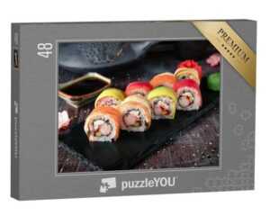 puzzleYOU Puzzle Regenbogen-Sushi-Rolle mit Lachs und Avocado, 48 Puzzleteile, puzzleYOU-Kollektionen Sushi, Küche, Asiatisches Essen