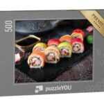 puzzleYOU Puzzle Regenbogen-Sushi-Rolle mit Lachs und Avocado, 500 Puzzleteile, puzzleYOU-Kollektionen Sushi, Küche, Asiatisches Essen